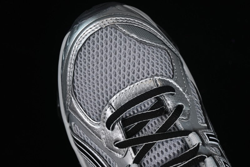 Asics Gel-Quantum Kinetic Retro Casual Sneakers
