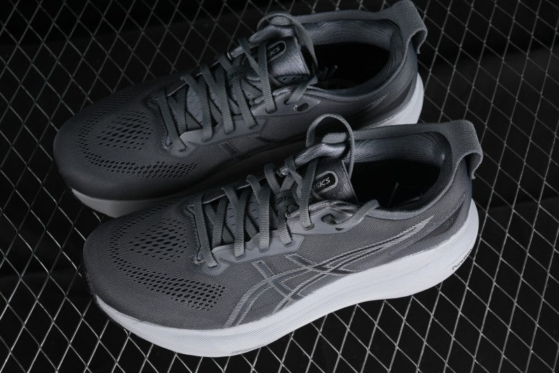 Asics Gel-Kayano 31 Breathable Cushioned Running Shoes