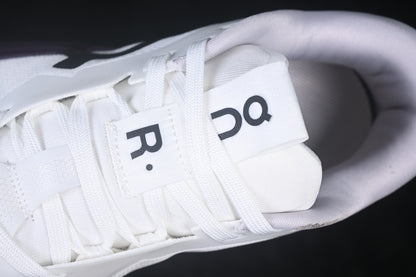 On The Roger Pro 3 Anti Slip Running Shoes