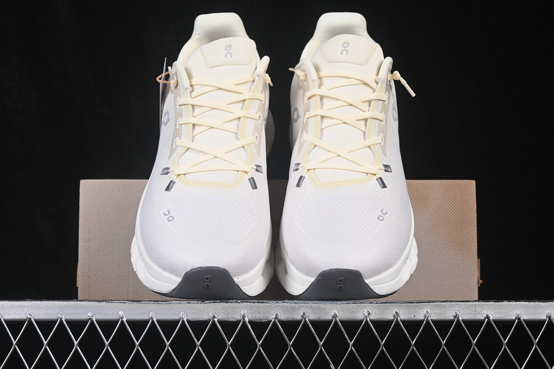 On Cloudtilt Casual Commuting Running Shoes