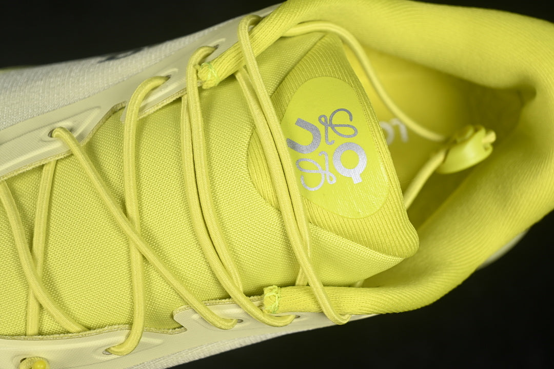 On Cloudsolo Breathable Shoes