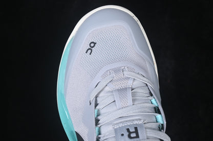 On The Roger Pro 3 Anti Slip Running Shoes