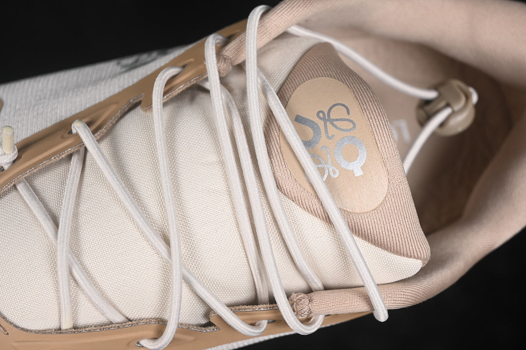 On Cloudsolo Breathable Shoes