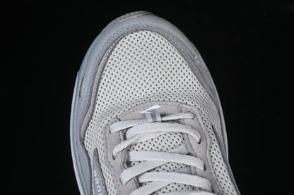 Brooks Ghost Max SE Running Shoes