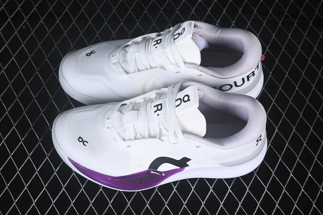 On The Roger Pro 3 Anti Slip Running Shoes