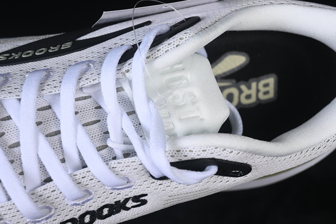 Brooks Ghost Max 3 Marathon Running Shoes