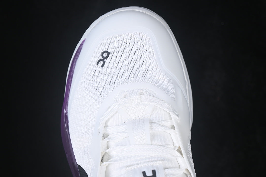 On The Roger Pro 3 Anti Slip Running Shoes
