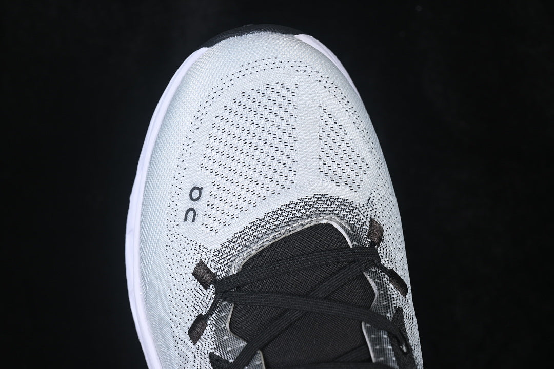 On Cloudtilt Anti Slip Casual Running Shoes