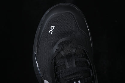 On The Roger Pro 3 Anti Slip Running Shoes