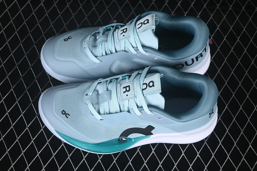 On The Roger Pro 3 Anti Slip Running Shoes