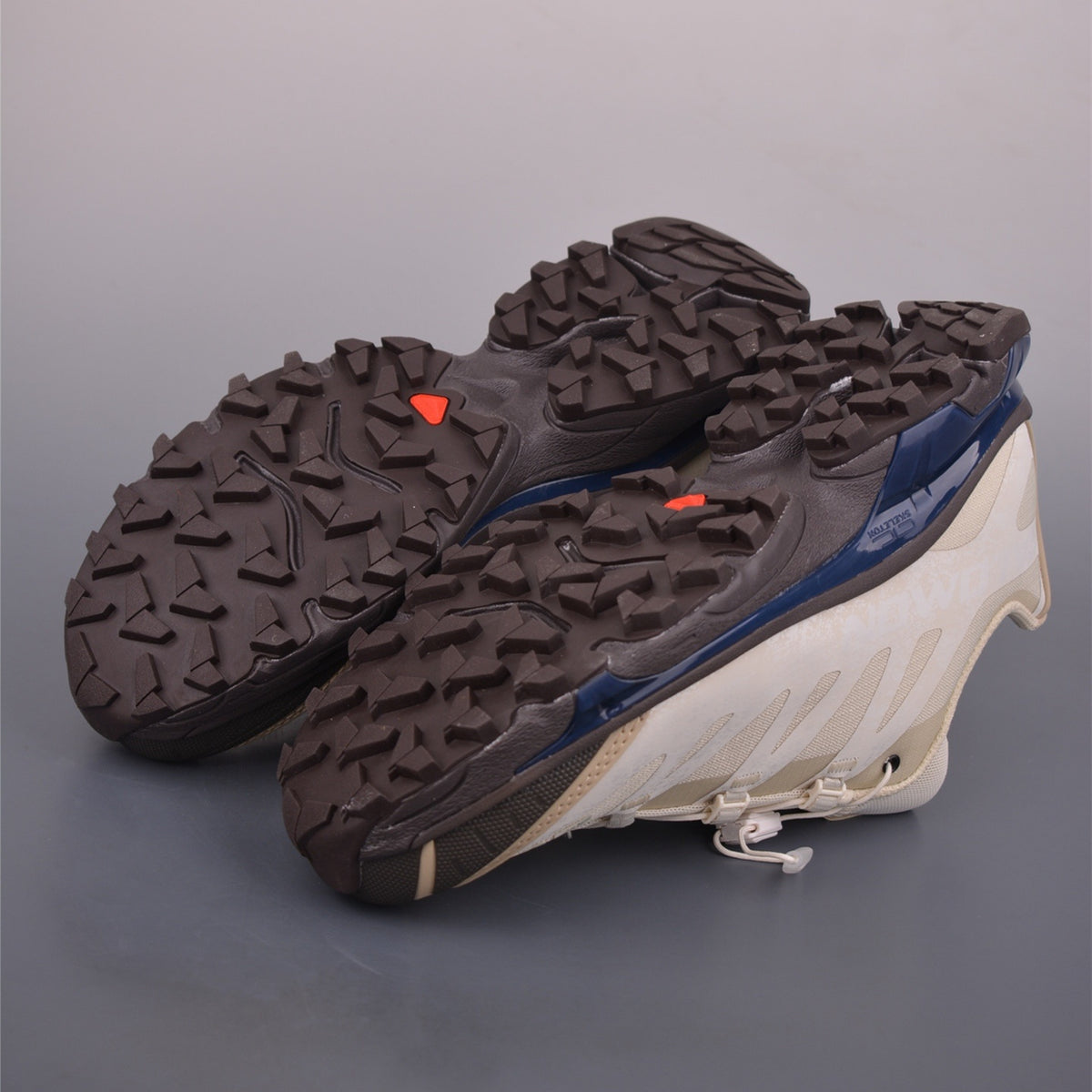 Salomon XT-4 OG PROTECTIVE Vanilla Ice Coffee sports running shoes L47877000
