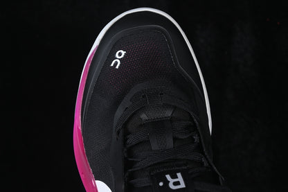 On The Roger Pro 3 Anti Slip Running Shoes