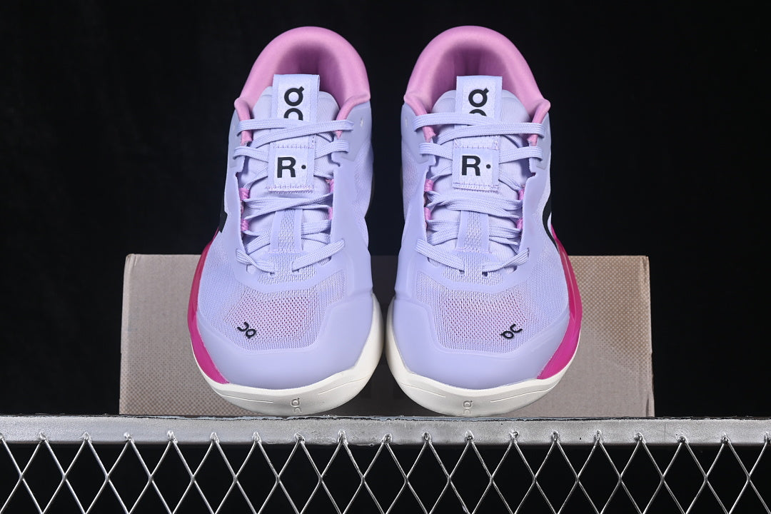 On The Roger Pro 3 Anti Slip Running Shoes